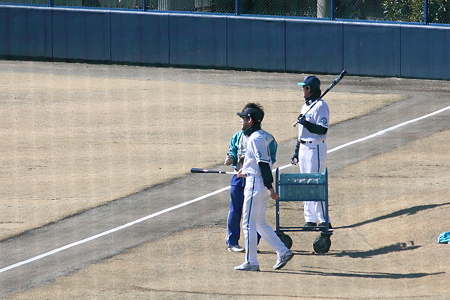 井上純、鈴木尚典
