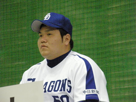 068 緊張してる表情ですねぇ