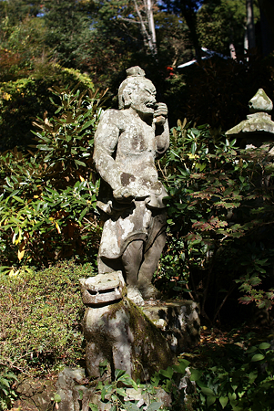 (15)長安寺石造仁王像　阿形