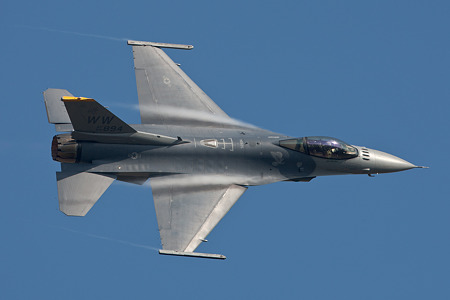 新田原航空祭F-16_01