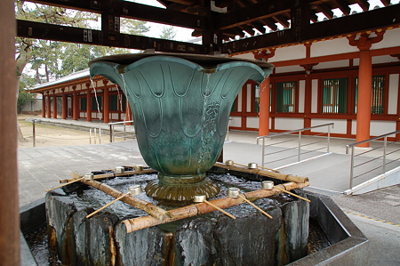 奈良薬師寺 手水舎