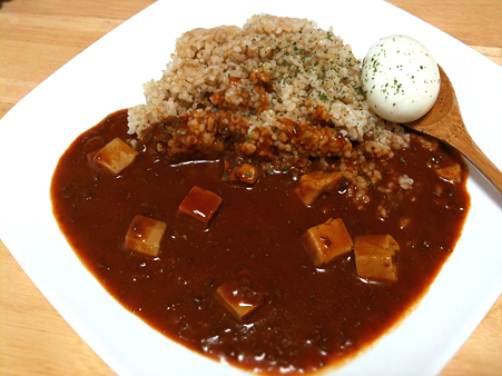 マーボーカレーを盛り付けてみた