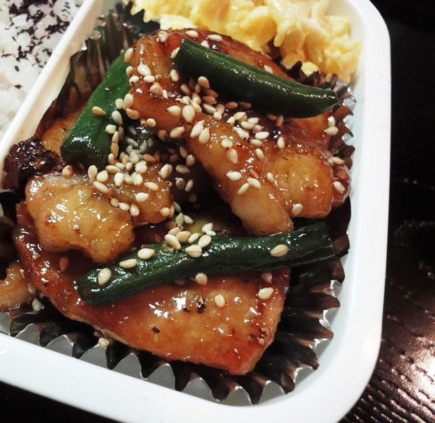 焼肉弁当 (1)