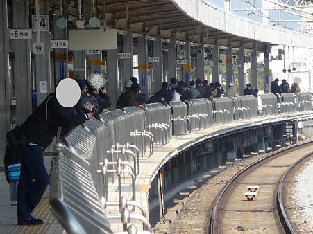 100223-小田原駅 新幹線 (3)