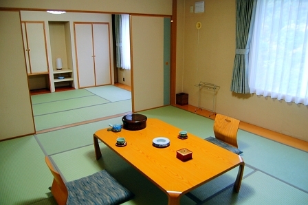2間続きの客室