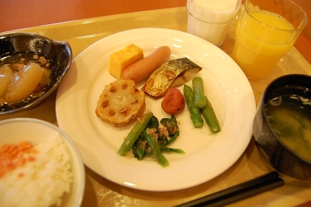 朝食