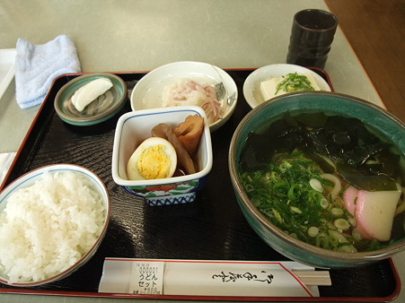 うどんセット(道の駅・かもがわ円城【岡山】)